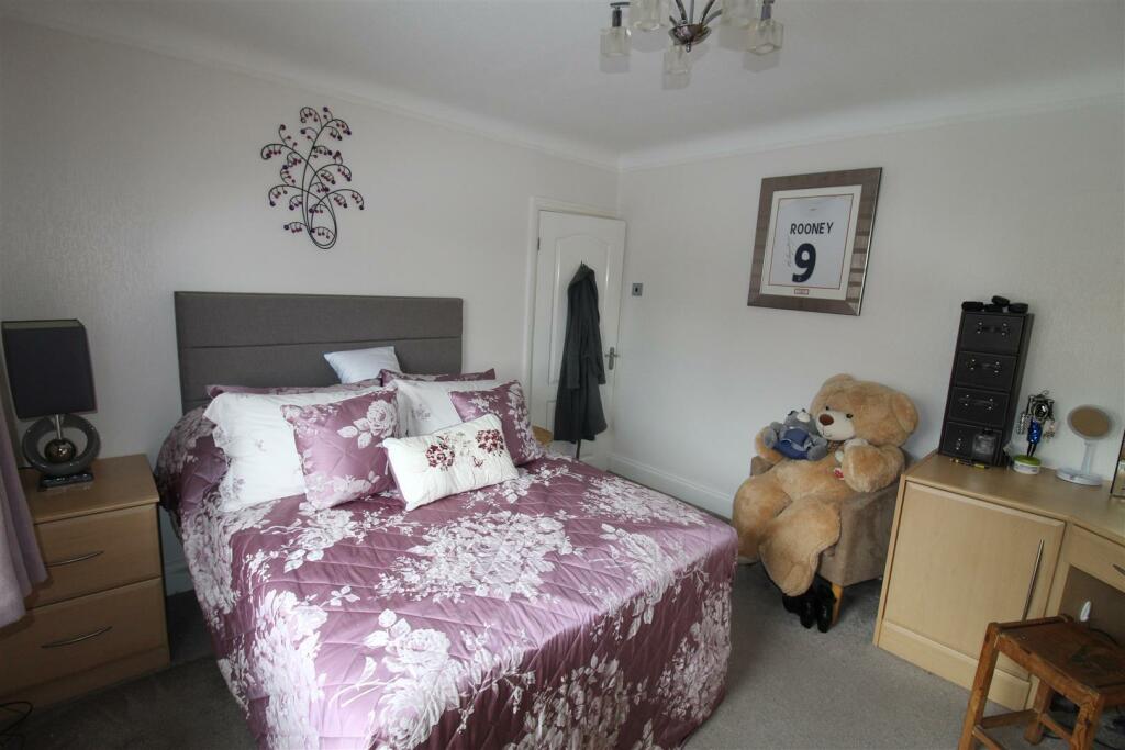 Additional property image - Lever Park Avenue, Horwich, Bolton