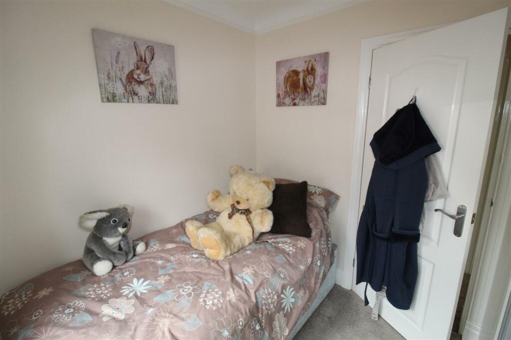 Additional property image - Lever Park Avenue, Horwich, Bolton