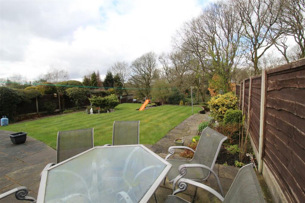 Additional property image - Lever Park Avenue, Horwich, Bolton