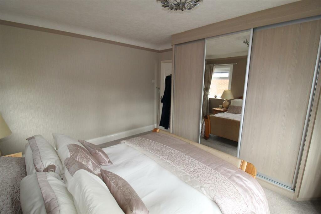 Additional property image - Lever Park Avenue, Horwich, Bolton