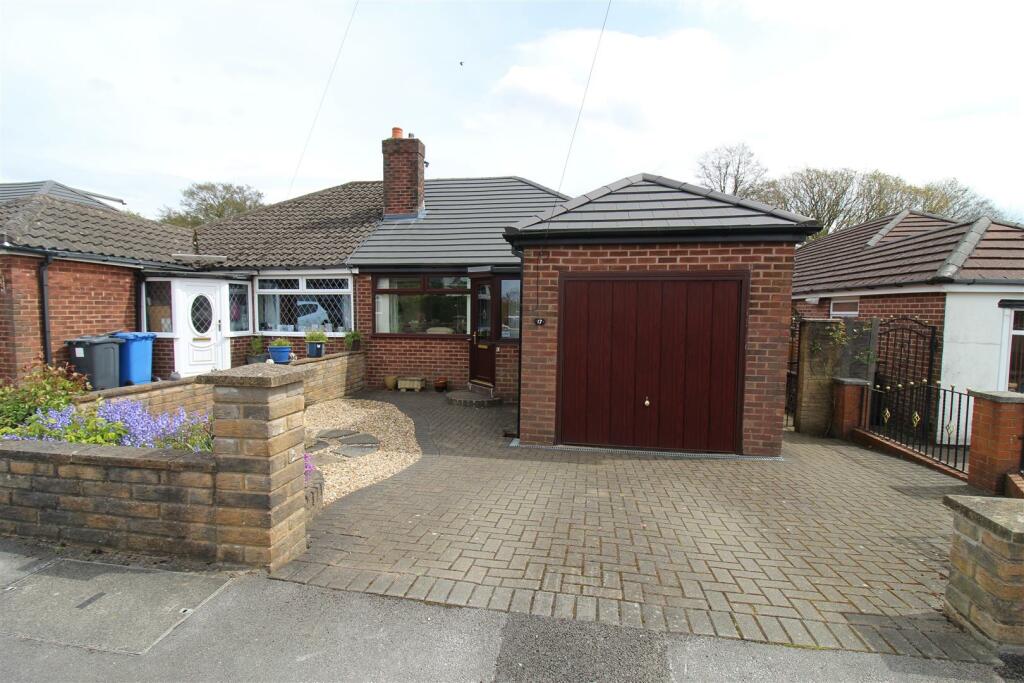 2 bedroom bungalow for sale in Abbey Grove, Adlington, Chorley, PR6