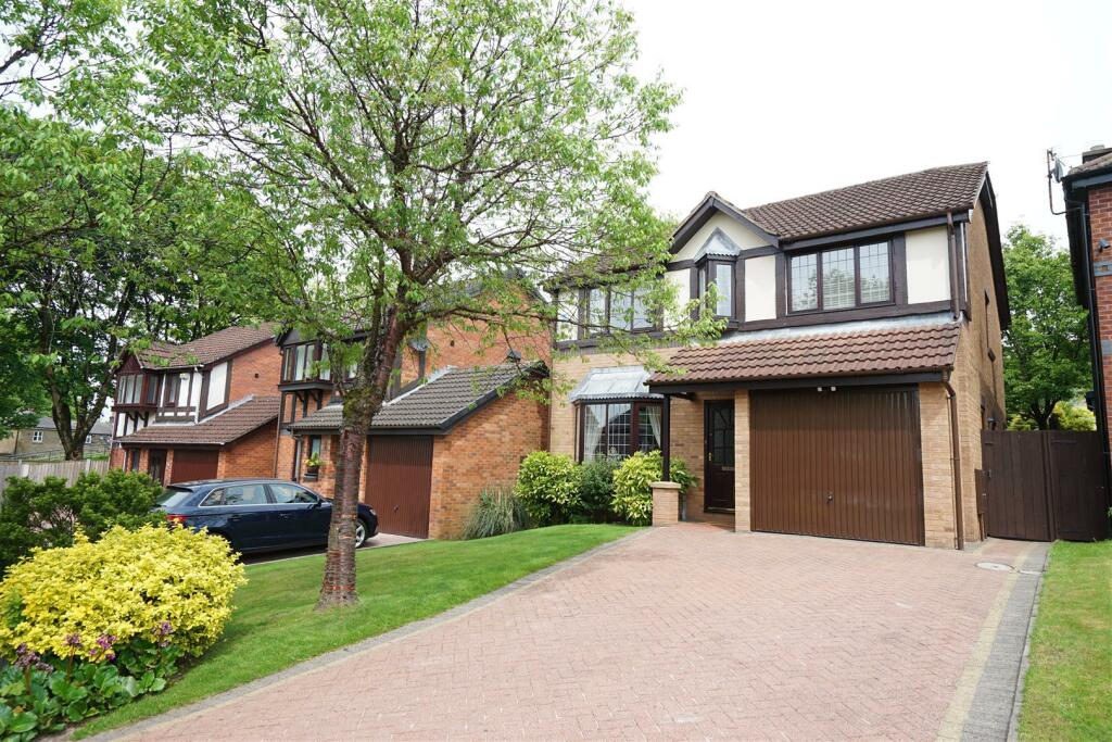 4 bedroom detached house for sale in Brooklands, Horwich, Bolton, BL6