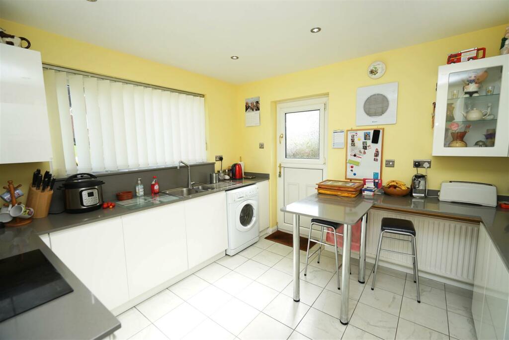 Additional property image - Alderbank, Horwich, Bolton