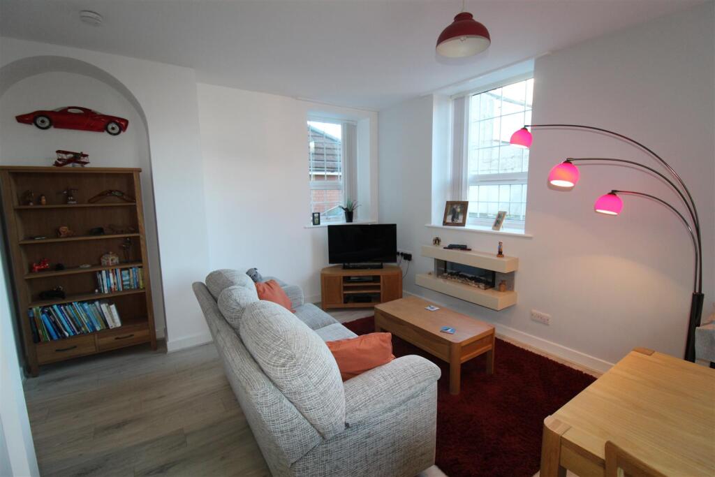 Additional property image - Chorley New Road, Horwich, Bolton