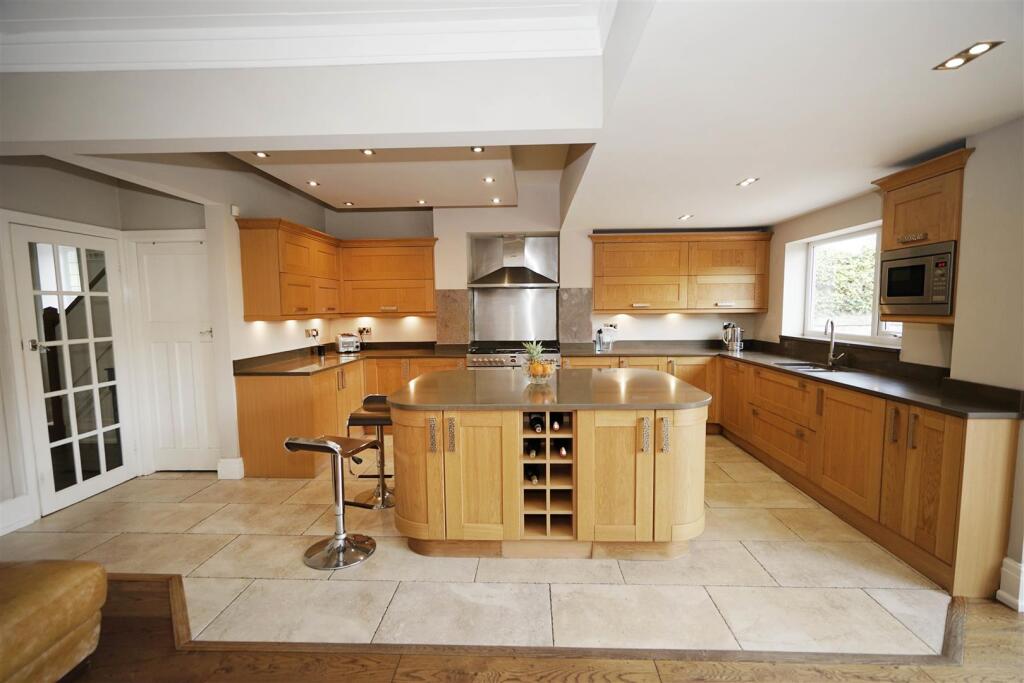 Additional property image - Turton Road, Bromley Cross, Bolton