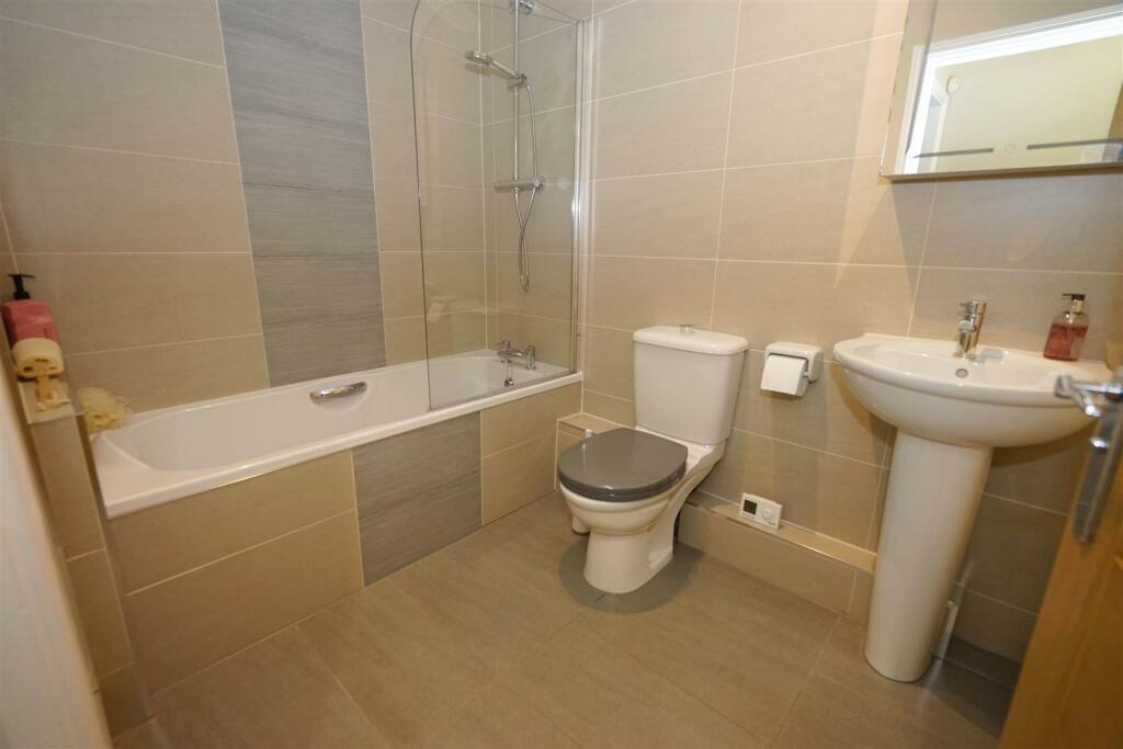 Additional property image - Wallsuches, Horwich, Bolton