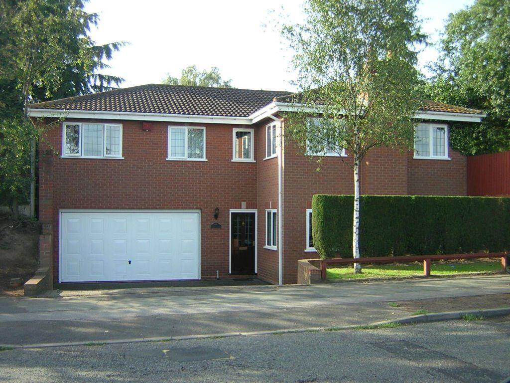 Main image of property: Lodge Lane, Kingswinford