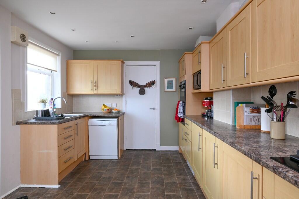 Additional property image - 7 Hyndford Street, Dundee, DD2