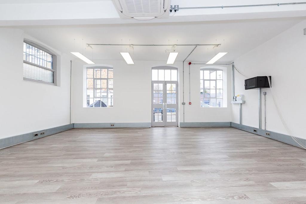 Restaurant to lease in Islington Studios, Unit G.19 159163 Marlborough Road, Islington, London