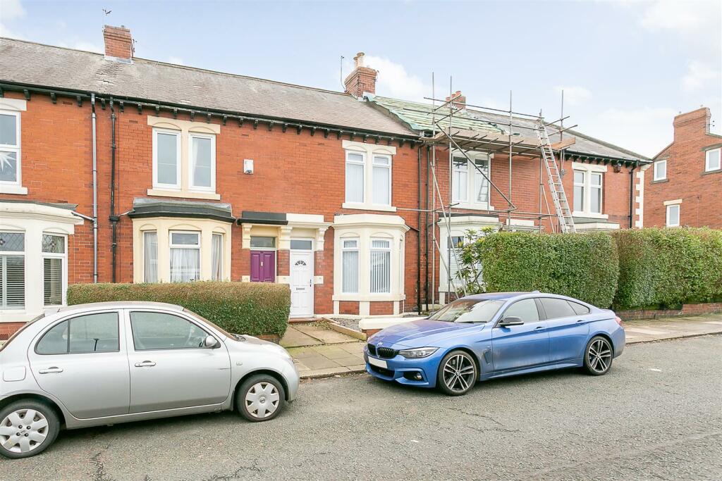 2 bedroom terraced house for sale in Ravenswood Road, Heaton, Newcastle