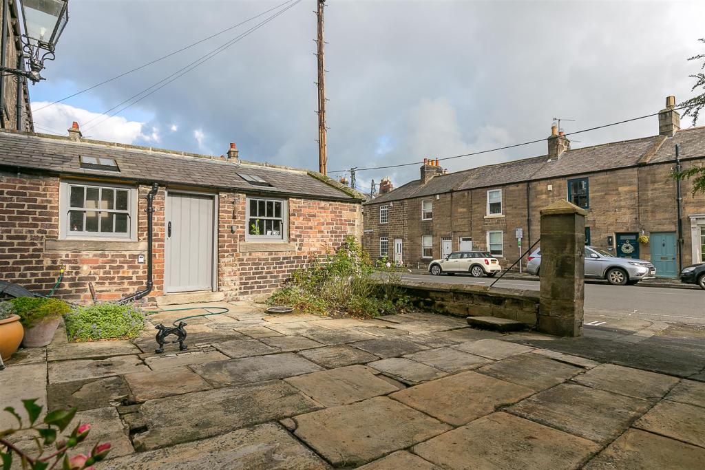 5 bedroom terraced house for sale in Dunkirk Terrace, Corbridge
