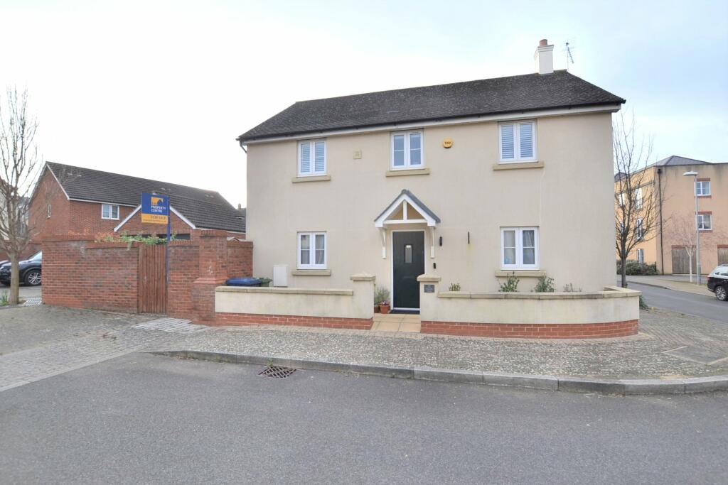 4 bedroom detached house for sale in Roselle Drive, Brockworth