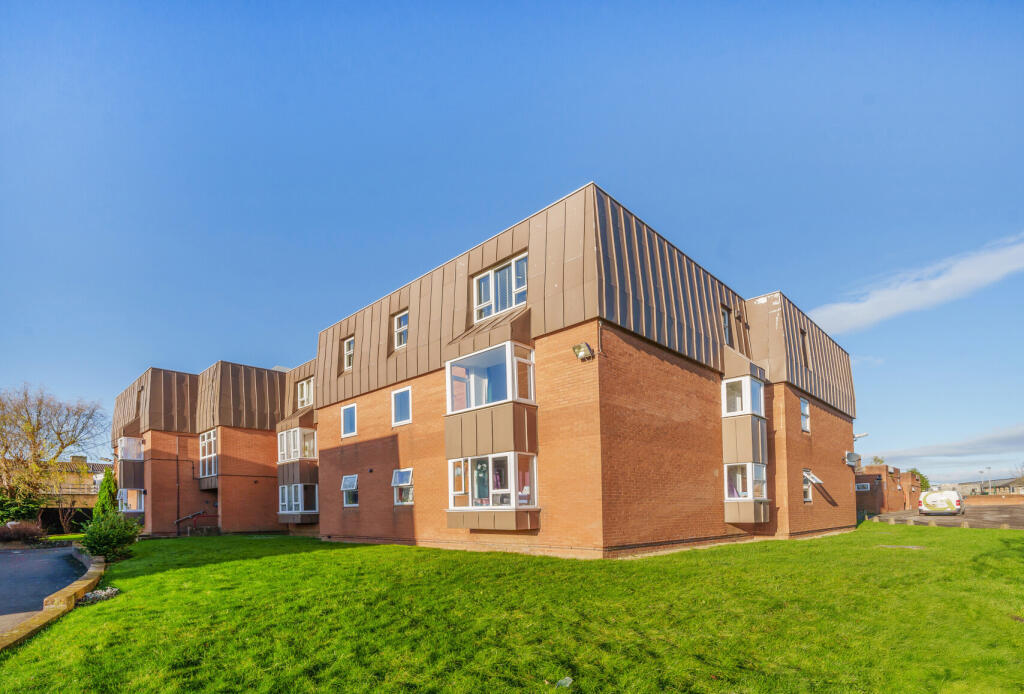 Main image of property: Vicarage Court, Brockworth, Gloucester, Gloucestershire, GL3