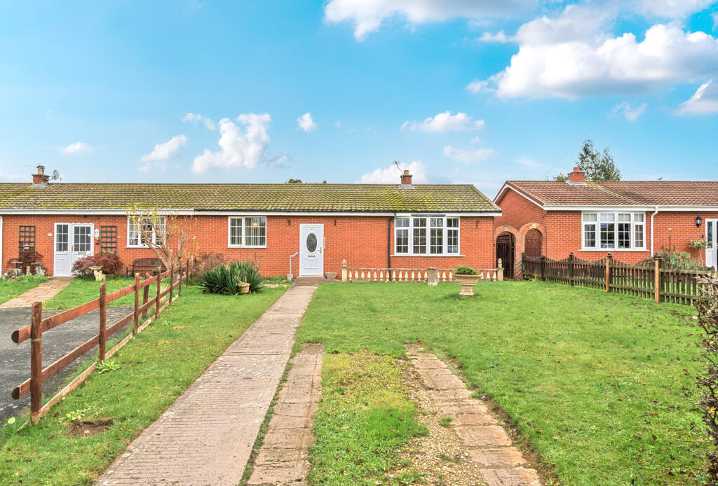 Main image of property: The Crescent, Brockworth, Gloucester, Gloucestershire, GL3