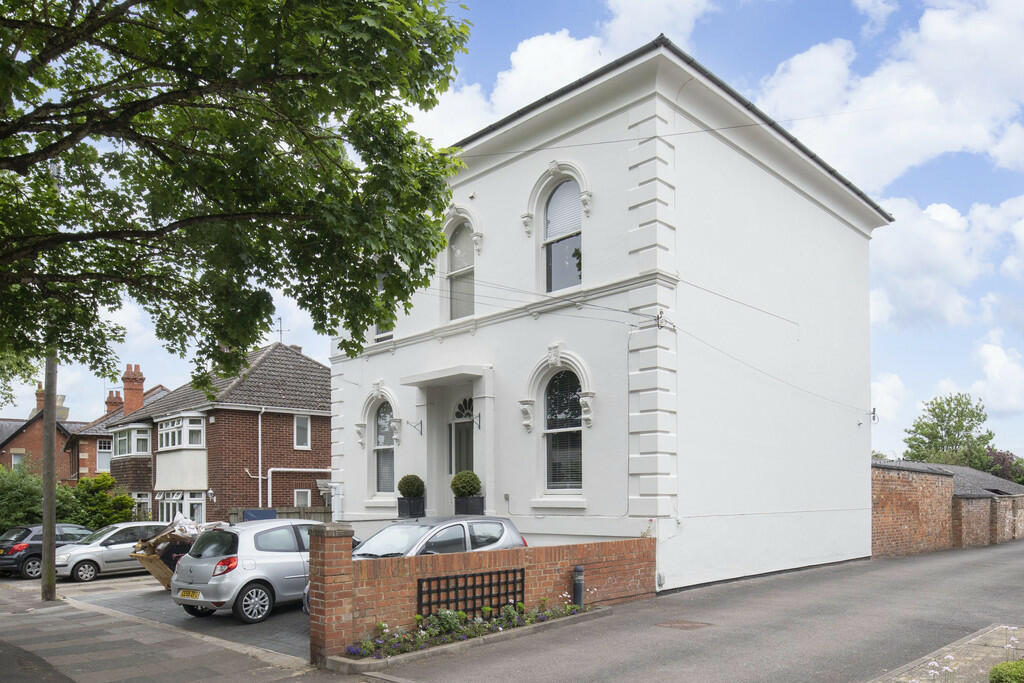 Property for rent in St. Road, Cheltenham GL50 3EQ, GL50