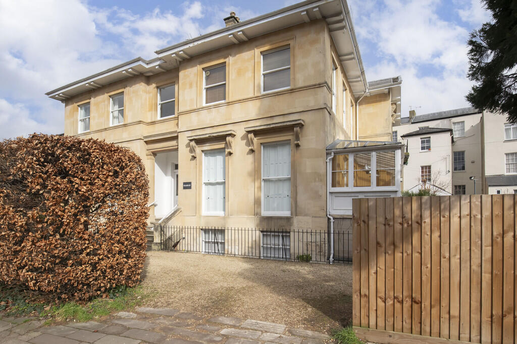 Main image of property: Lansdown Crescent, Cheltenham GL50 2JX