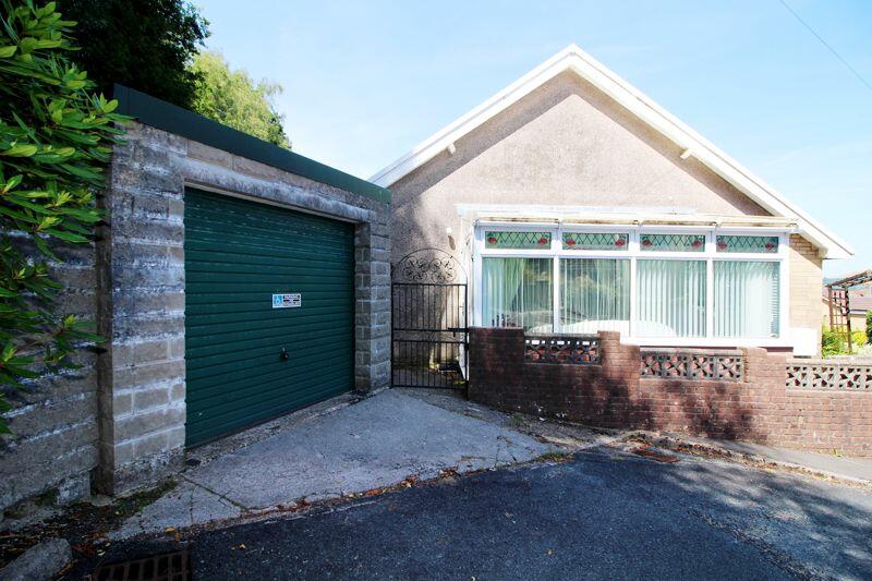 Additional property image - Coed Isaf Road, Maesycoed, Pontypridd, CF37 1EN