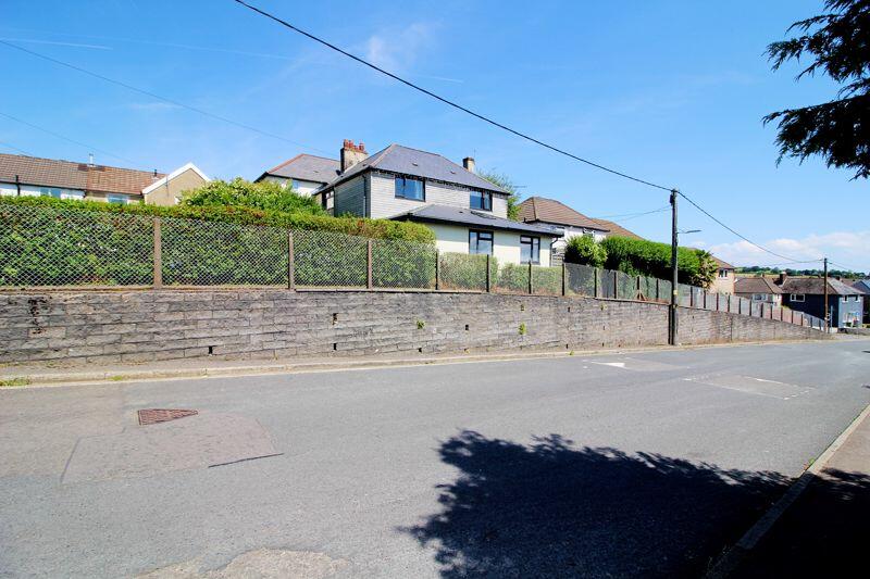 Main image of property: Llwyncrwn Road, Beddau, Pontypridd, CF38 2BE