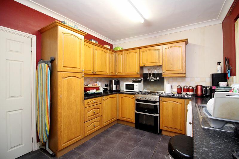 Additional property image - Heol Tymaen, Upper Boat, Pontypridd, CF37 5AJ