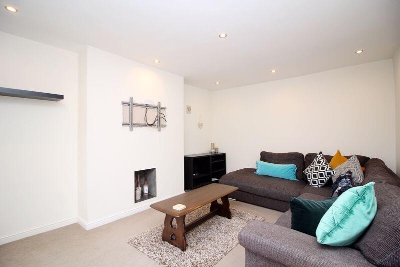 Additional property image - Coed Isaf Road, Maesycoed, Pontypridd, CF37 1EN