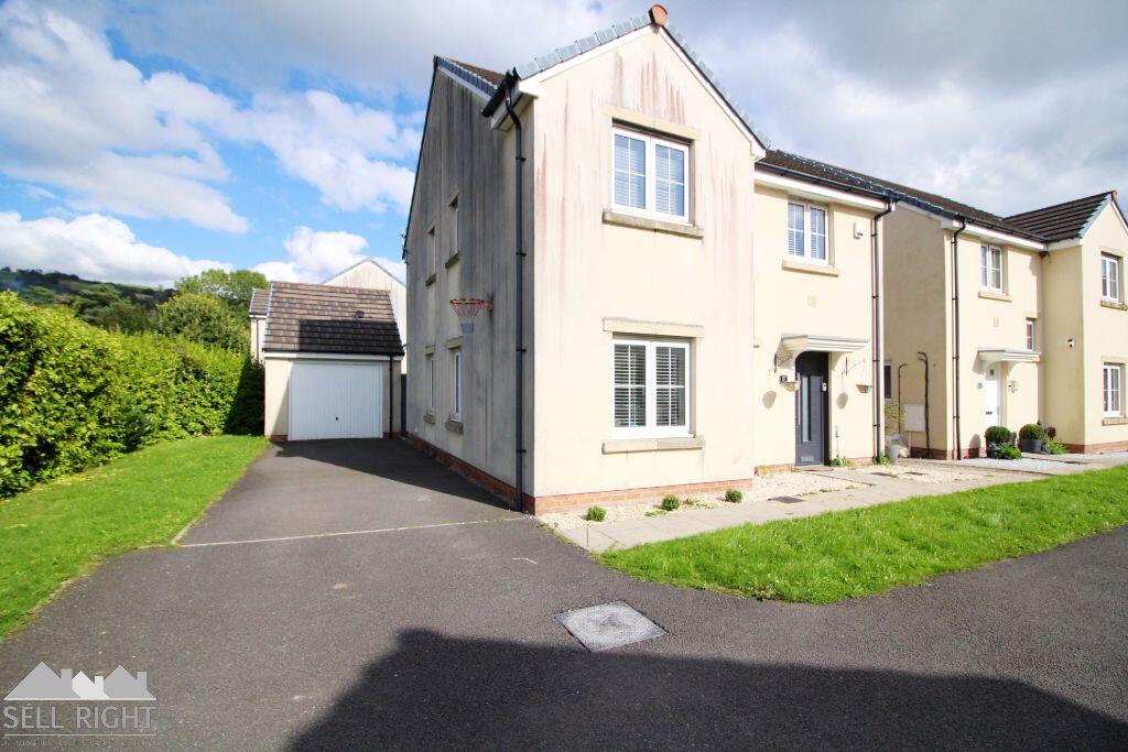Main image of property: Parc Y Dyffryn, Rhydyfelin, Pontypridd, CF37 5RZ