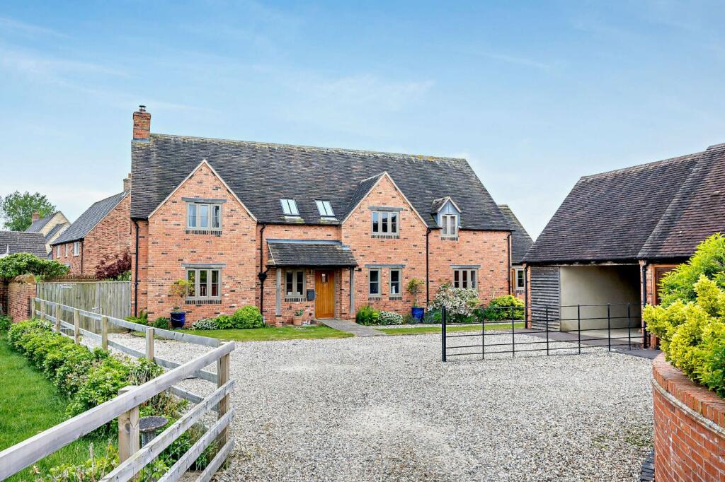 Main image of property: Duns Tew, Bicester, Oxfordshire