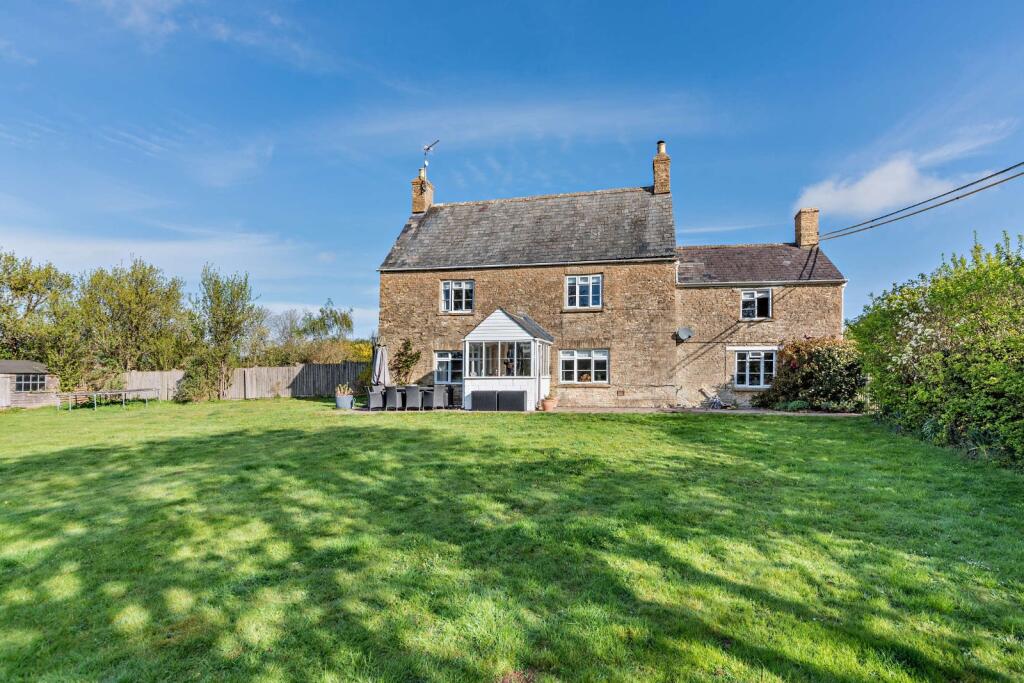 Main image of property: Kiddington, Woodstock
