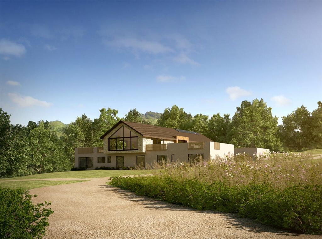 5 bedroom detached house for sale in Birdlip Hill,