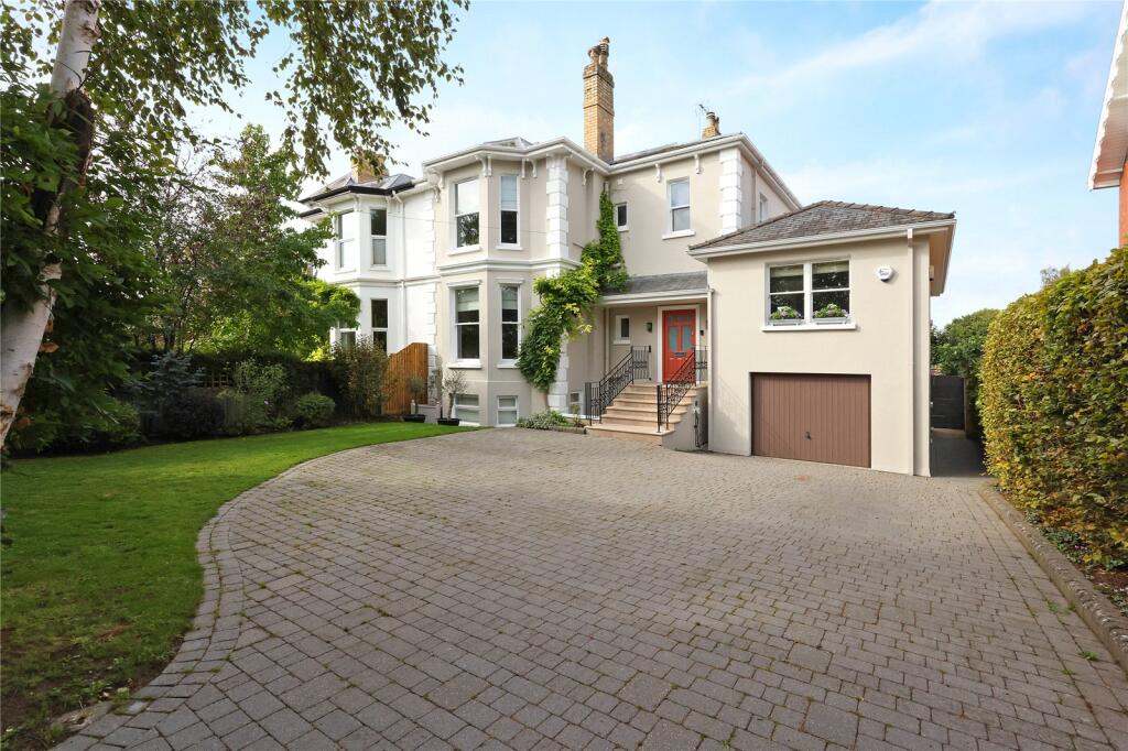 Main image of property: Moorend Grove, Cheltenham, Gloucestershire, GL53