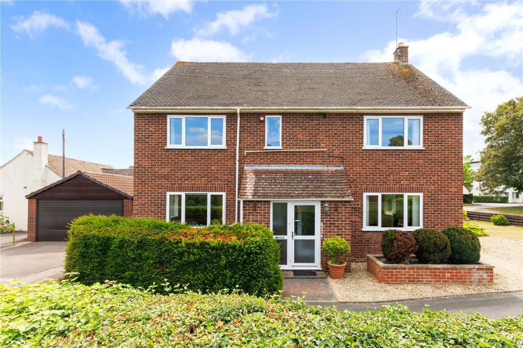 Main image of property: New Barn Lane, Cheltenham, Gloucestershire, GL52