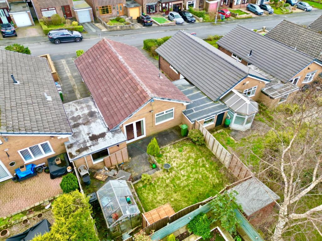 2 bedroom detached bungalow for sale in Quick View, Mossley, AshtonUnderLyne, Greater