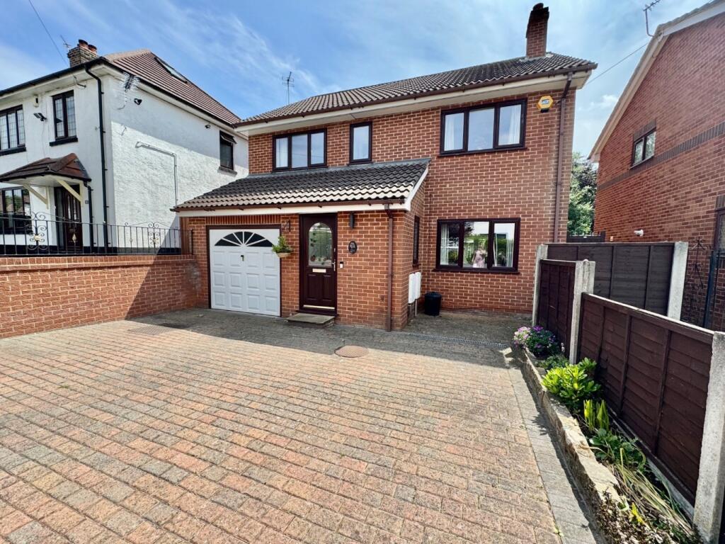 Main image of property: Kayswood Road, Marple, Stockport, Cheshire, SK6 6EW