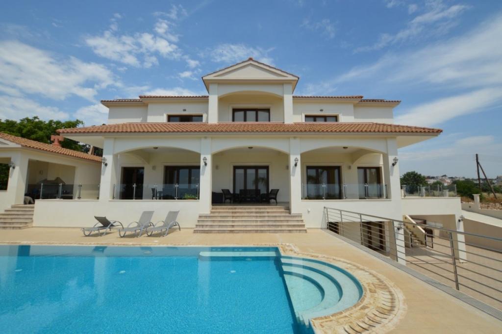 Villa for sale in Paphos, Emba