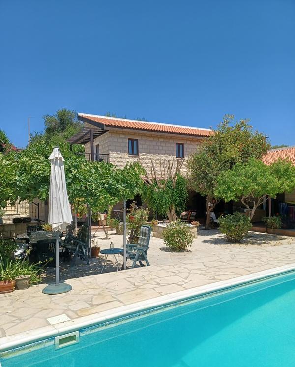5 bedroom villa for sale in Paphos, Amargeti, Cyprus