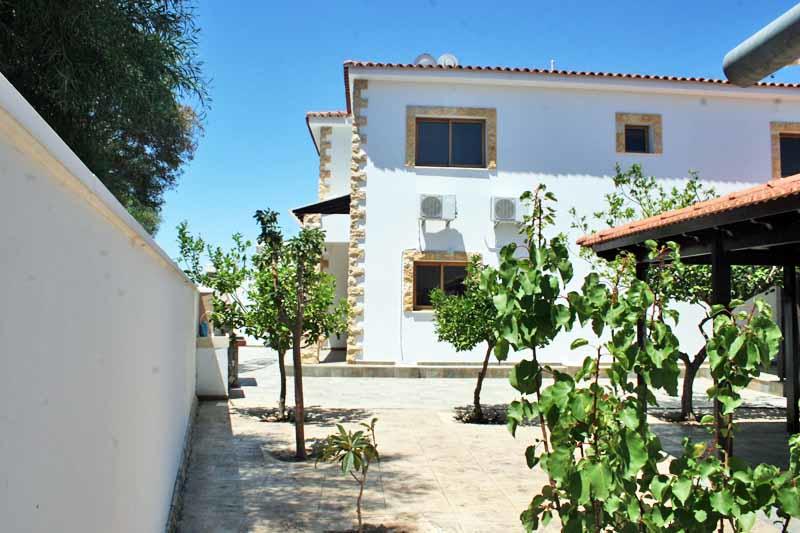 Villa for sale in Larnaca, Oroklini