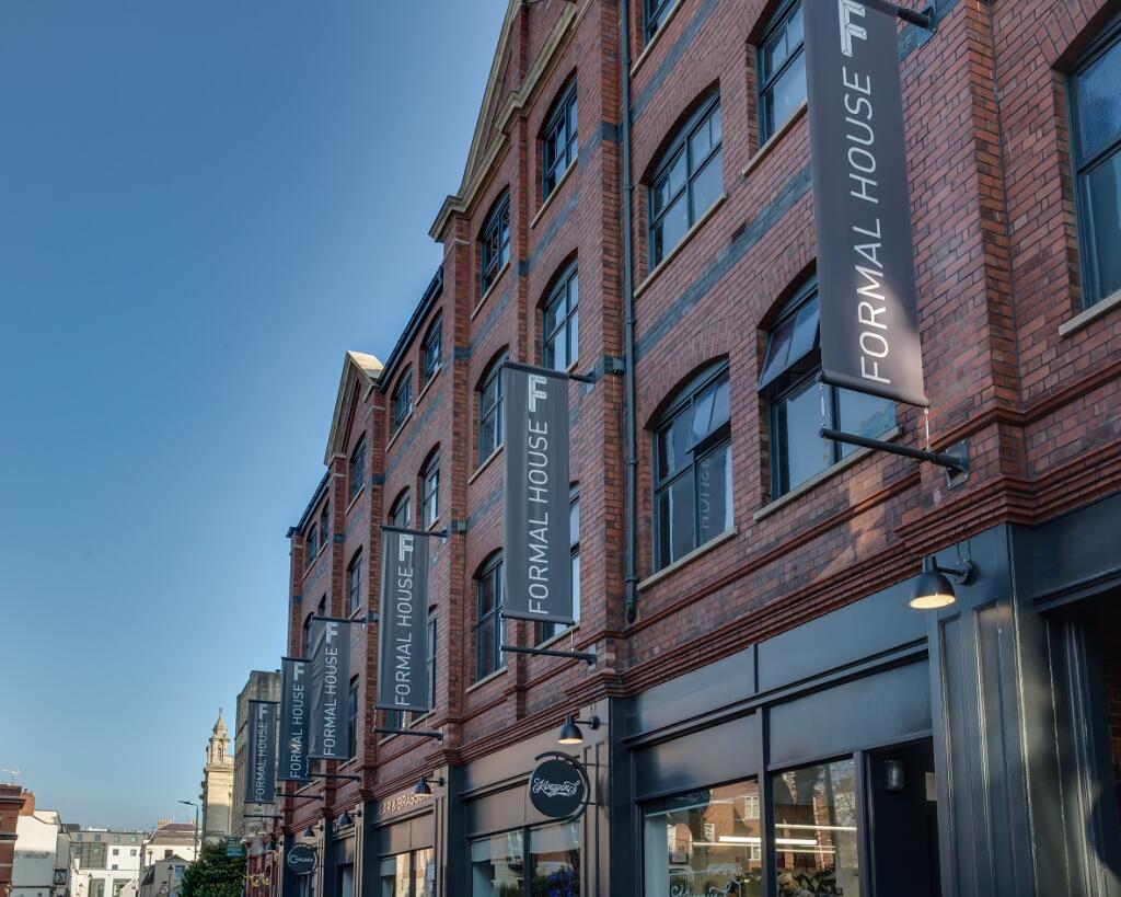 Main image of property: The Courtyard @ Formal House, St George's Place, Cheltenham