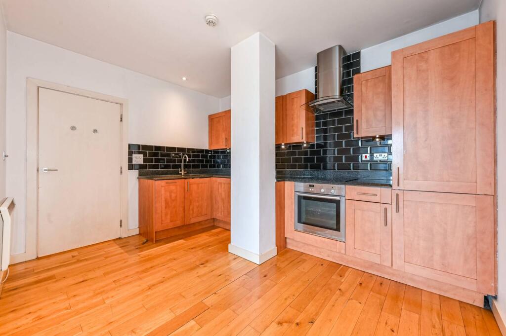 Main image of property: Stoke Newington High Street, Stoke Newington, London, N16