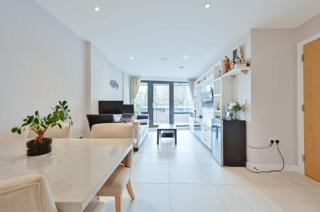 Main image of property: Rayners Lane, Rayners Lane, HARROW, HA2