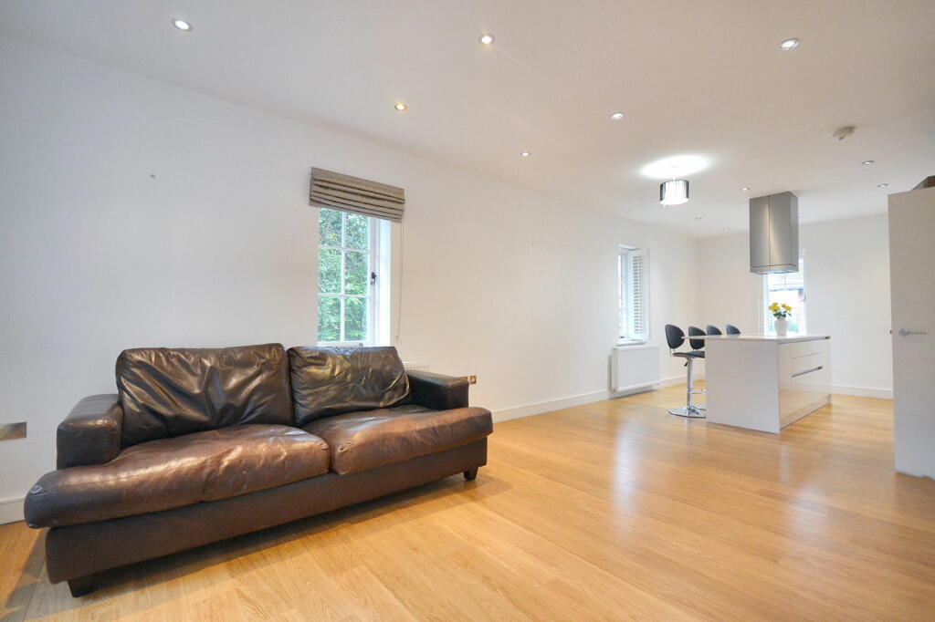 Additional property image - Bell College Court, Saffron Walden
