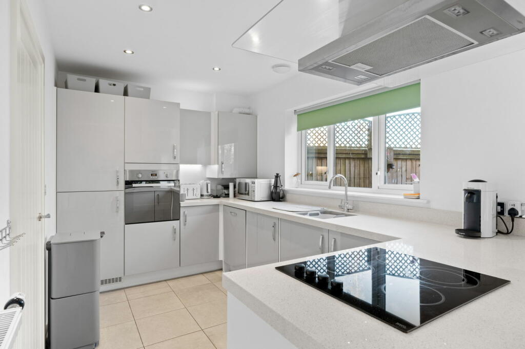 Additional property image - Granta Mead Close, Newport