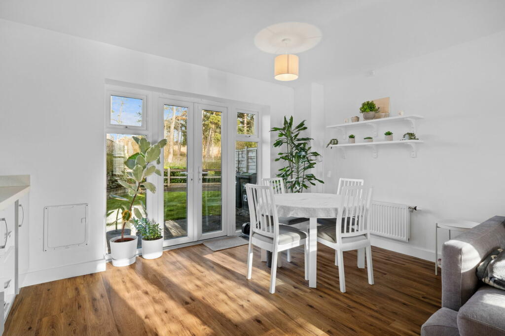 Additional property image - Granta Mead Close, Newport