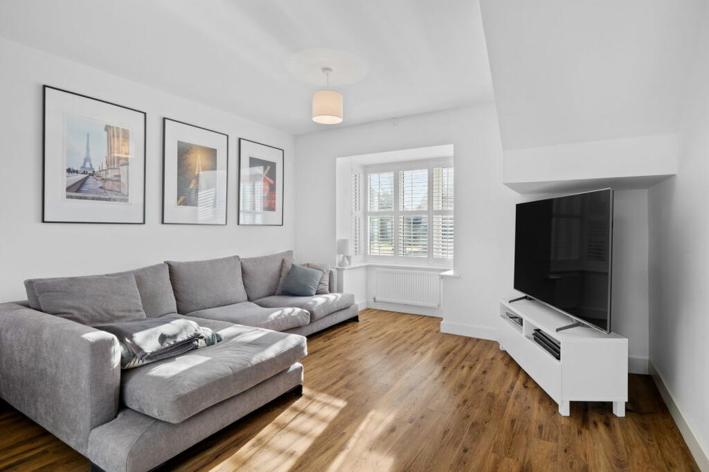 Additional property image - Granta Mead Close, Newport