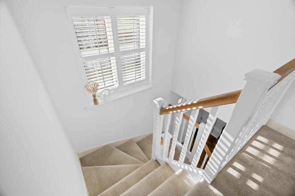 Additional property image - Granta Mead Close, Newport