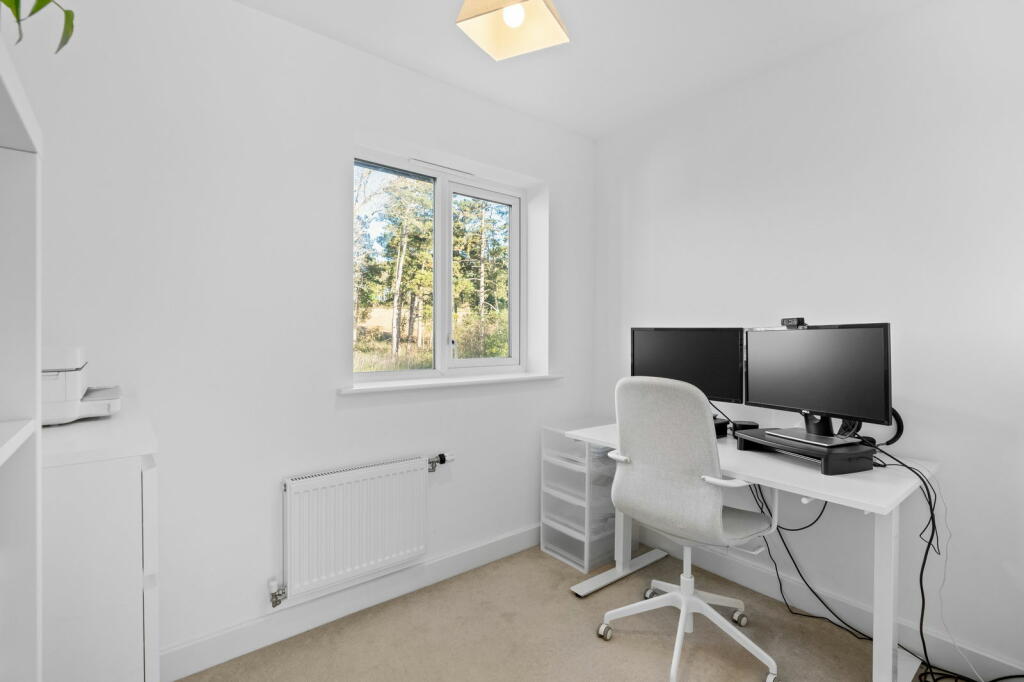 Additional property image - Granta Mead Close, Newport
