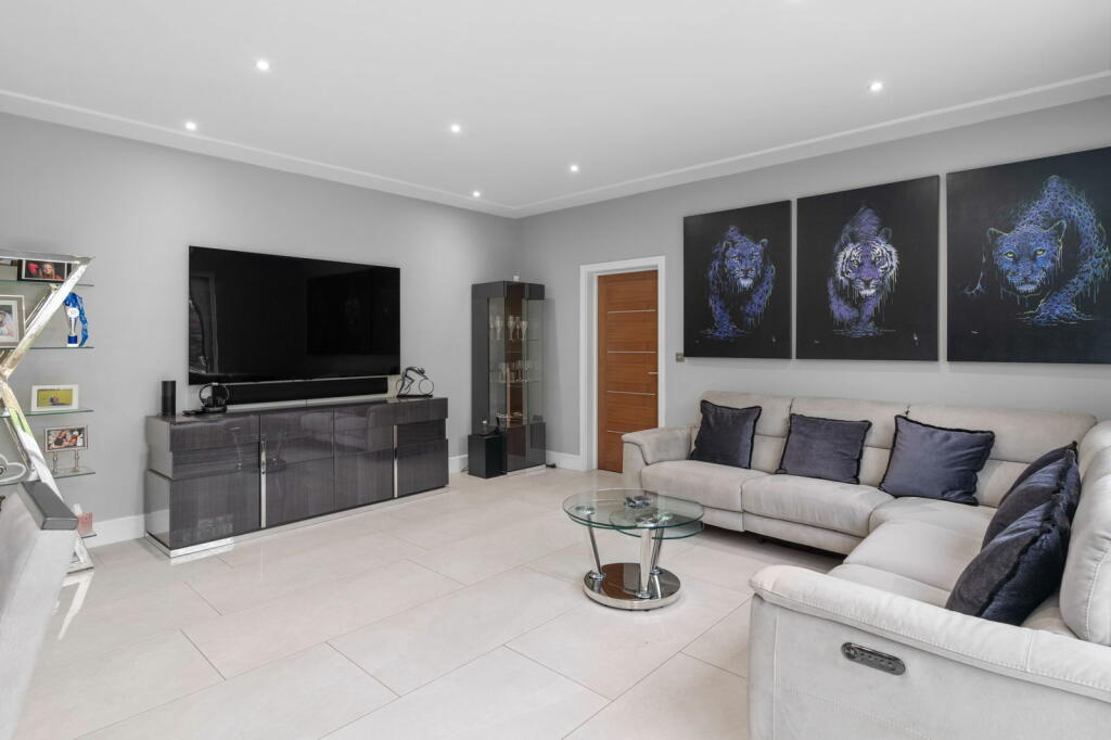 Additional property image - Hill Green, Clavering