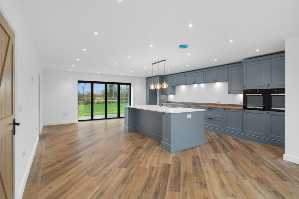 Additional property image - Lower Green, Wimbish