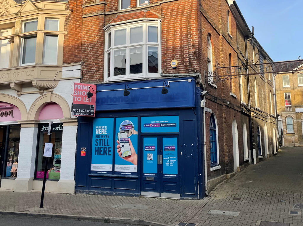 Commercial property for rent in King Street, Saffron Walden, CB10