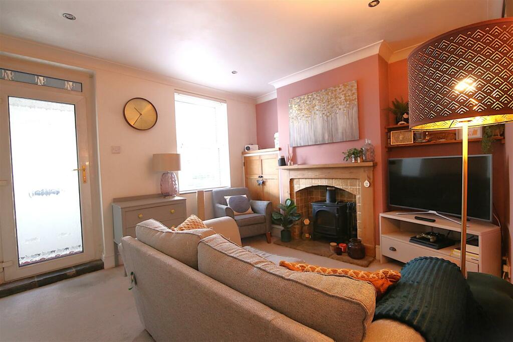 Additional property image - Newbold Road, Newbold upon Avon, Rugby