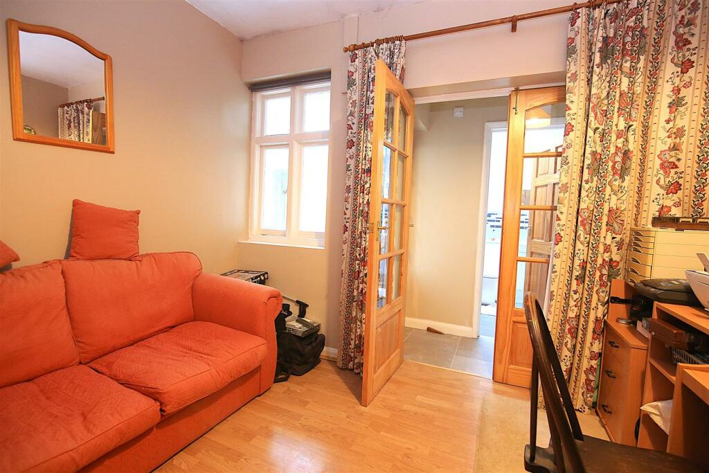Additional property image - Prestleigh, Coventry Road, Dunchurch, Rugby