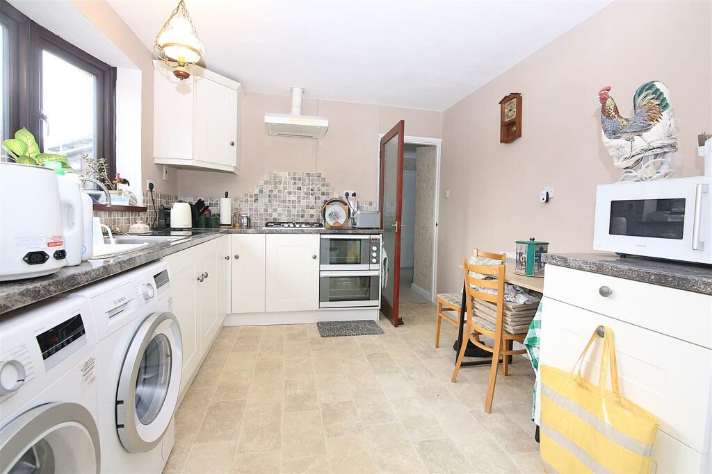 Additional property image - Landseer Close, Hillmorton, Rugby